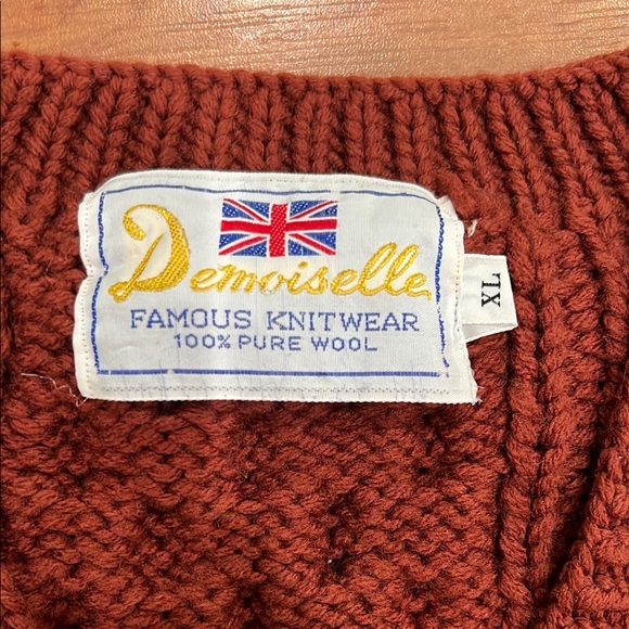 Demoiselle 100% Pure Wool Cable Knit Sweater - Picture 2 of 8